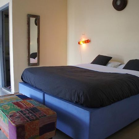 Bed & Chai Guesthouse Ню Делхи Екстериор снимка