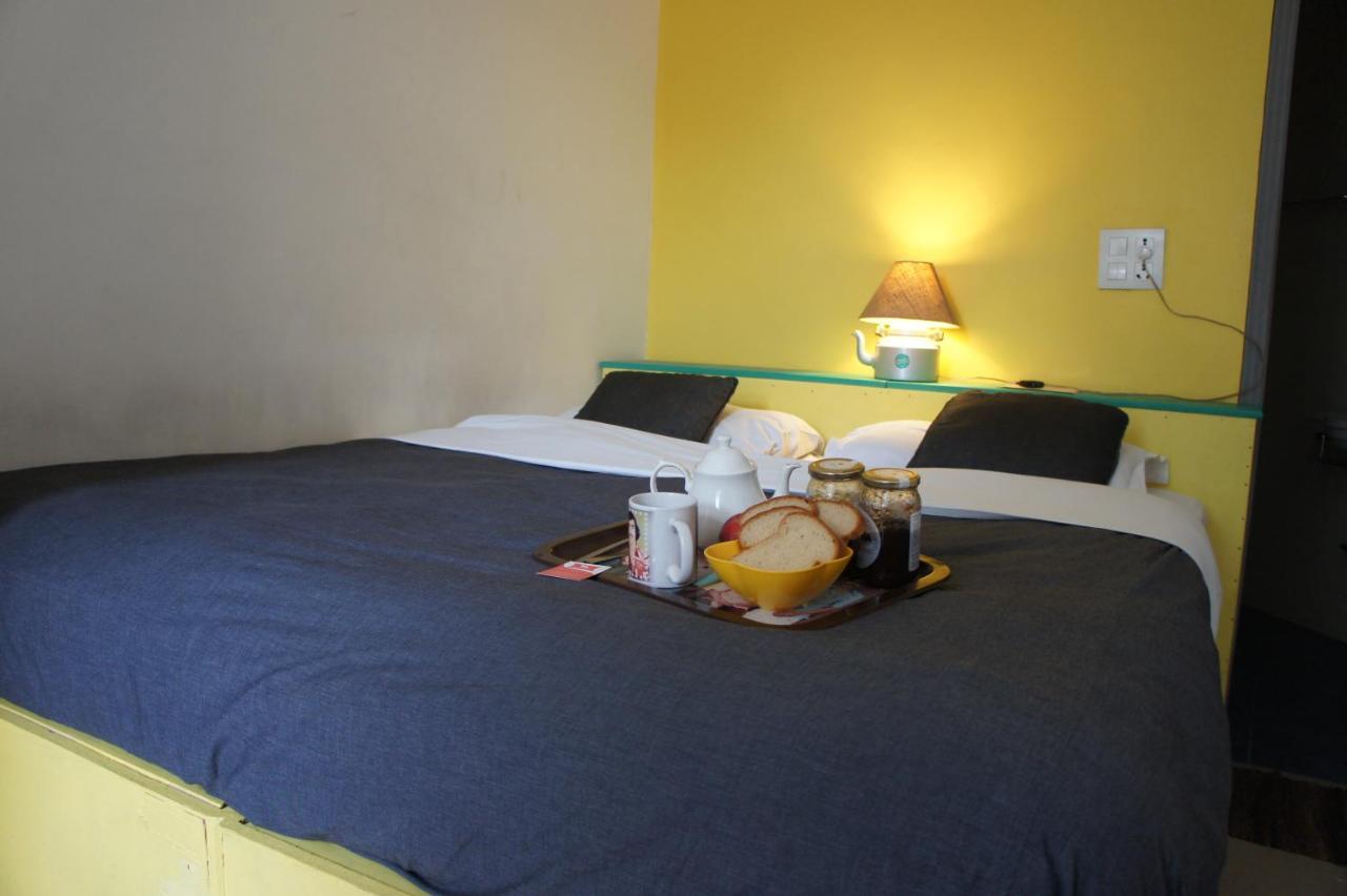 Bed & Chai Guesthouse Ню Делхи Екстериор снимка