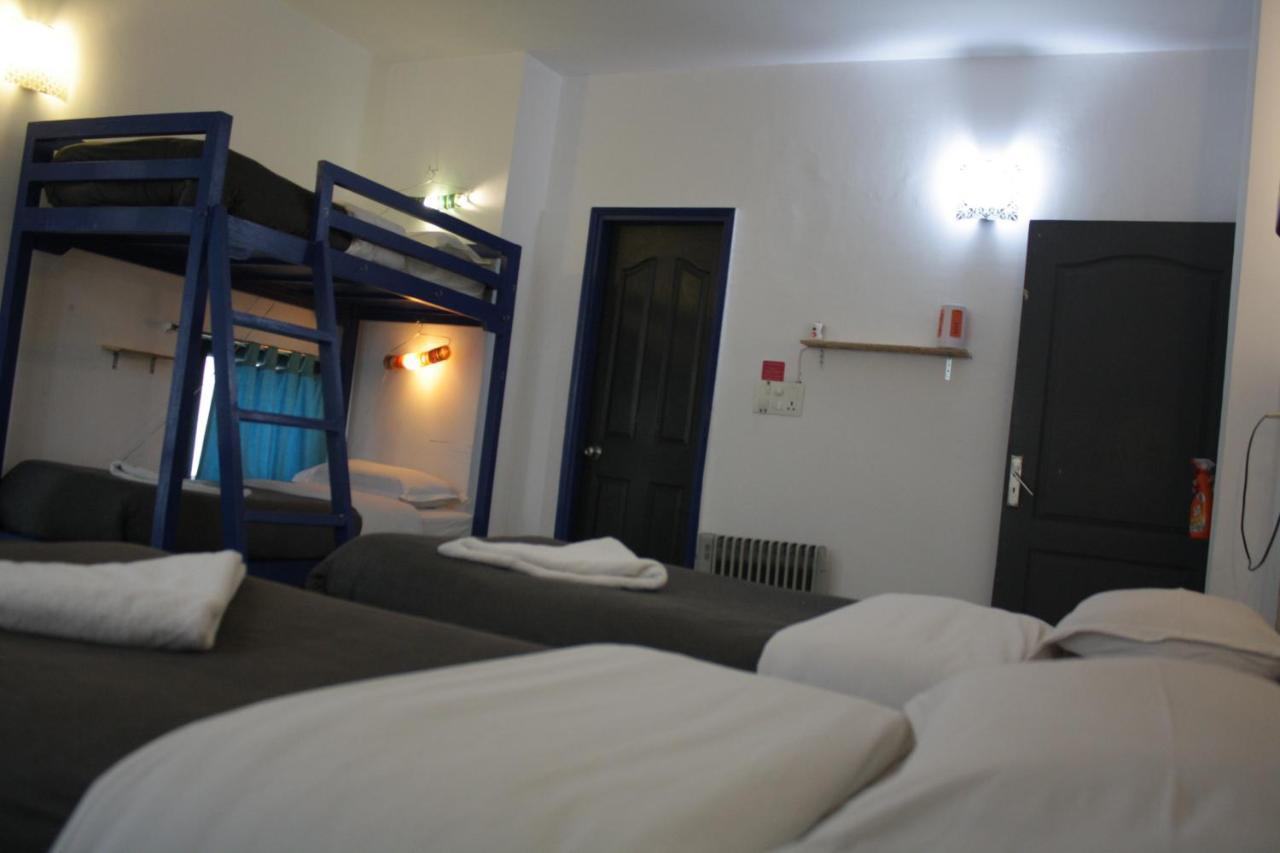 Bed & Chai Guesthouse Ню Делхи Екстериор снимка